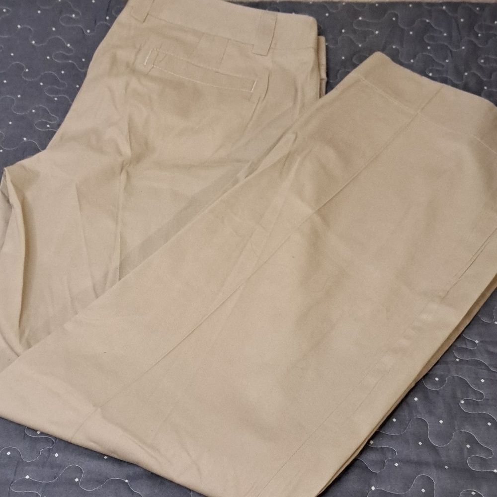 J. Crew Broken in chino pants size 8
